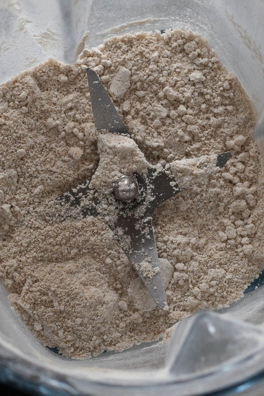 Oatmeal flour in blender