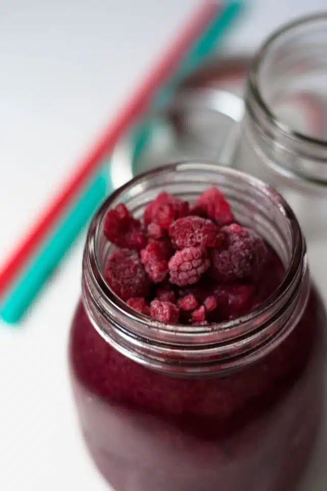 Pomegranate Banana Berry Smoothie