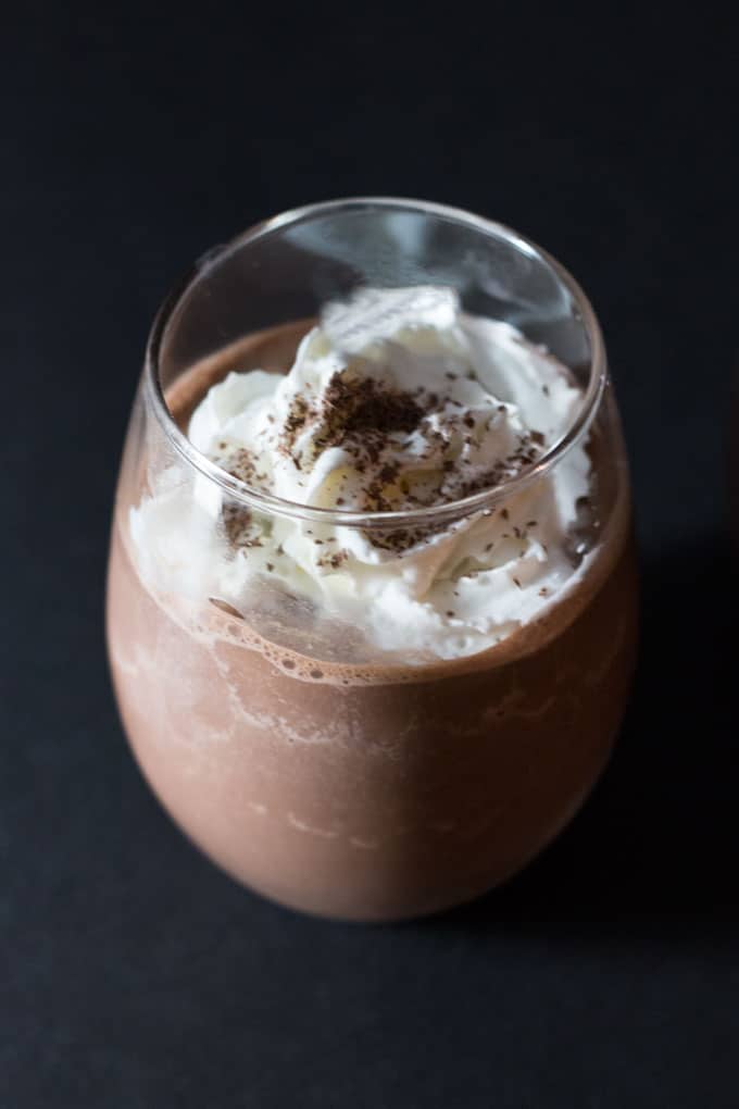 A chocolate mint smoothie that tastes as good as a milkshake. What are you waiting for?