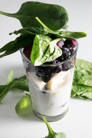 Spinach Berry Banana Beet Smoothie