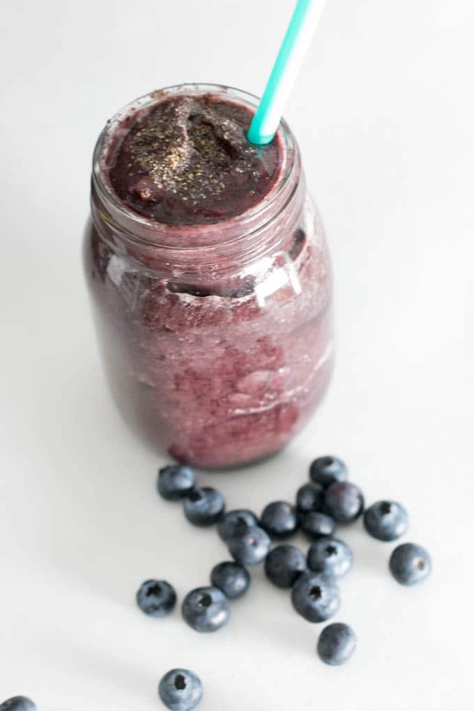 Coconut Blueberry Green Smoothie