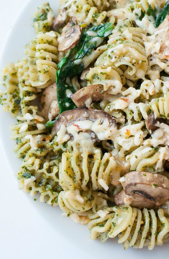 Homemade Garlicky Kale Pesto Pasta Recipe by Peas & Crayons