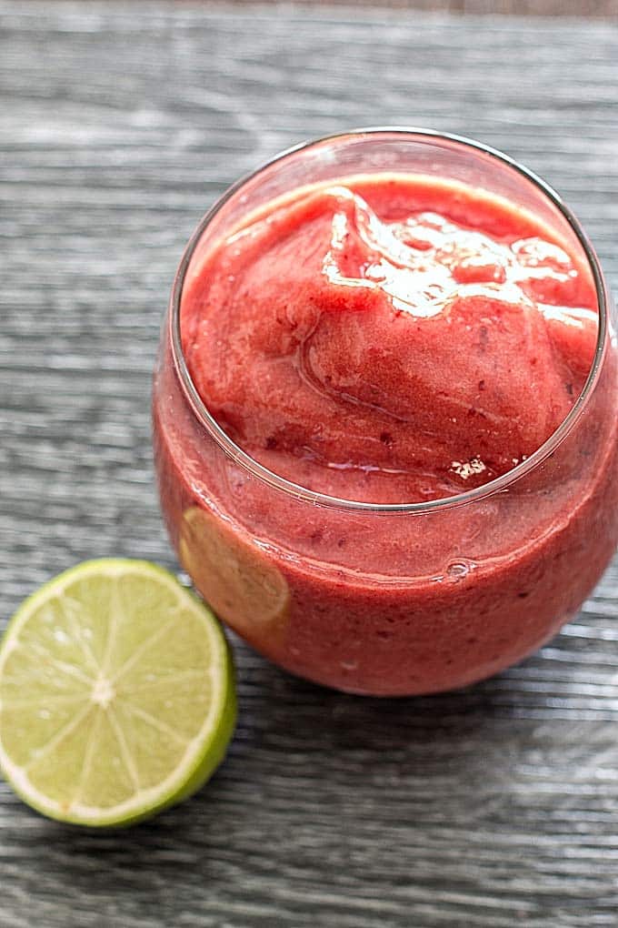 Cherry Peach Limeade Smoothie delivers a burst of flavour and nutrition.