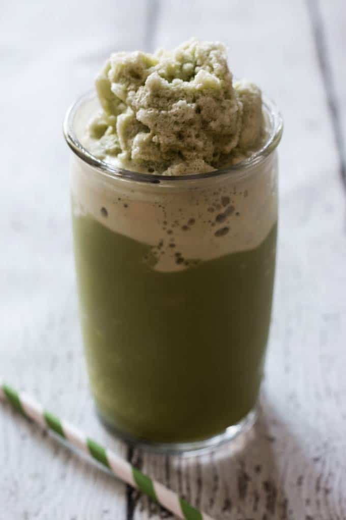 Try a simple Iced Matcha Latte, the perfect drink for Spring.