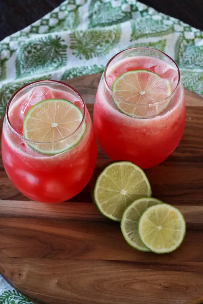 Make your own strawberry lime iced tea and keep cool and refreshed.