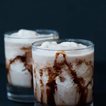 This Lite Frozen Chocolate Monkey Cocktail hits all the buttons without the guilt.