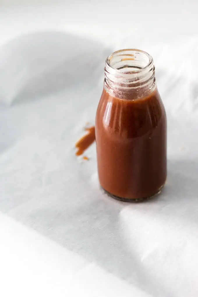 gingerbread syrup served in glass jar