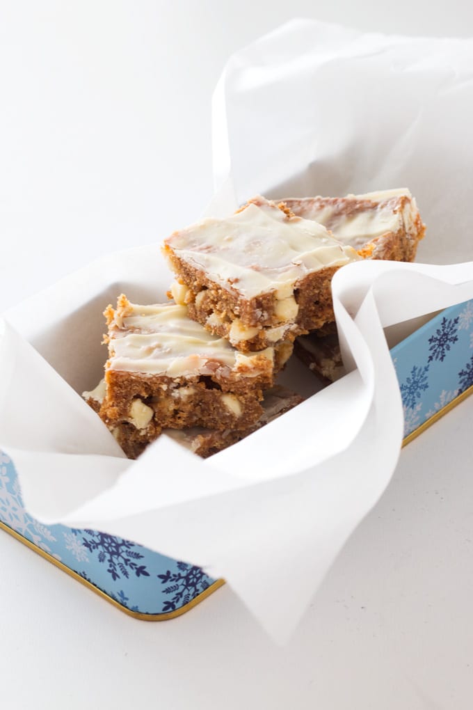 Just four ingredients and 20 minutes to make these easy and tasty gingersnap eggnog blondies.