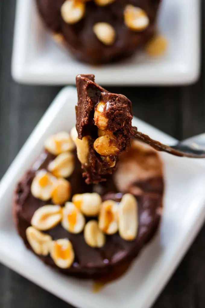 Chocolate Peanut Butter Caramel Ice Cream Cups starts with delicious, creamy 4-ingredient nice cream and ends topped with caramel sauce and peanuts.