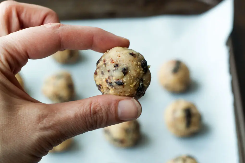 Whip up these vegan cherry nut snowballs in your blender.