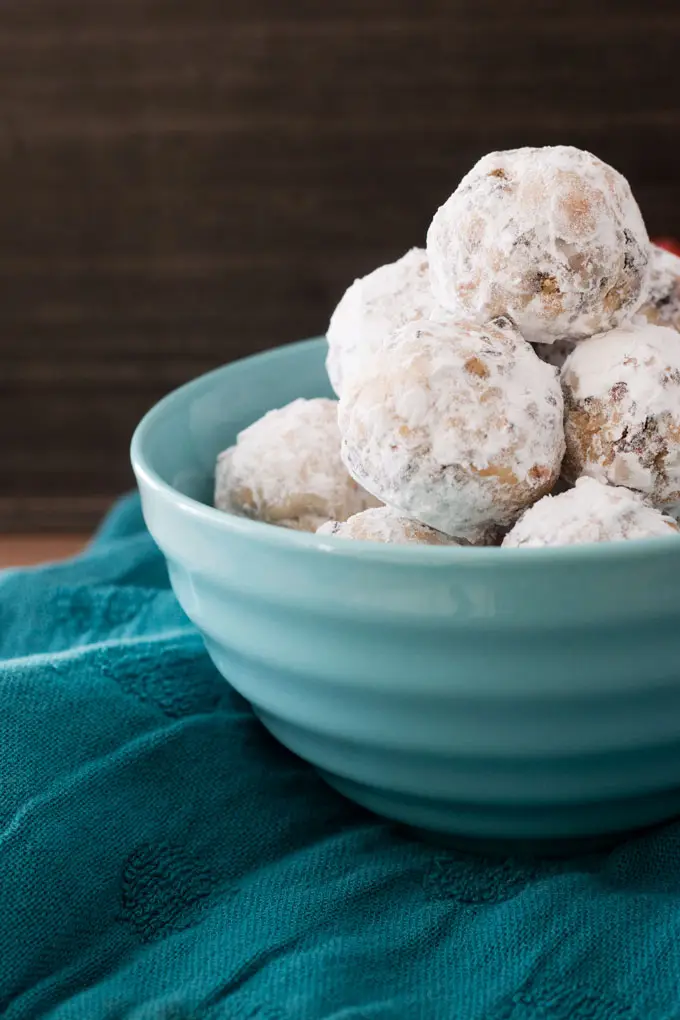 Vegan Cherry Nut Snowballs » Blender Happy